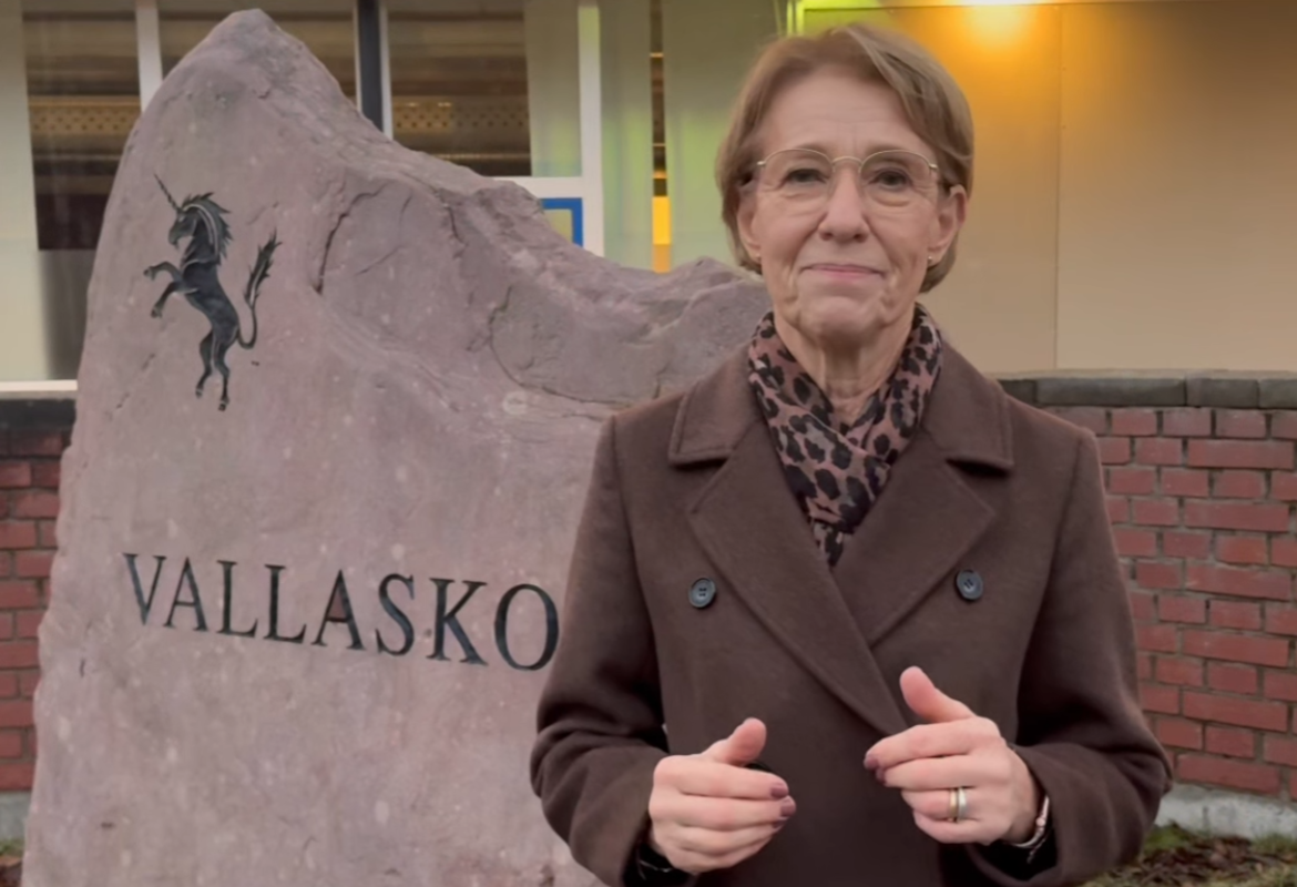 Nybyggnation Vallaskolan planer visas i Enhörna Bibliotek